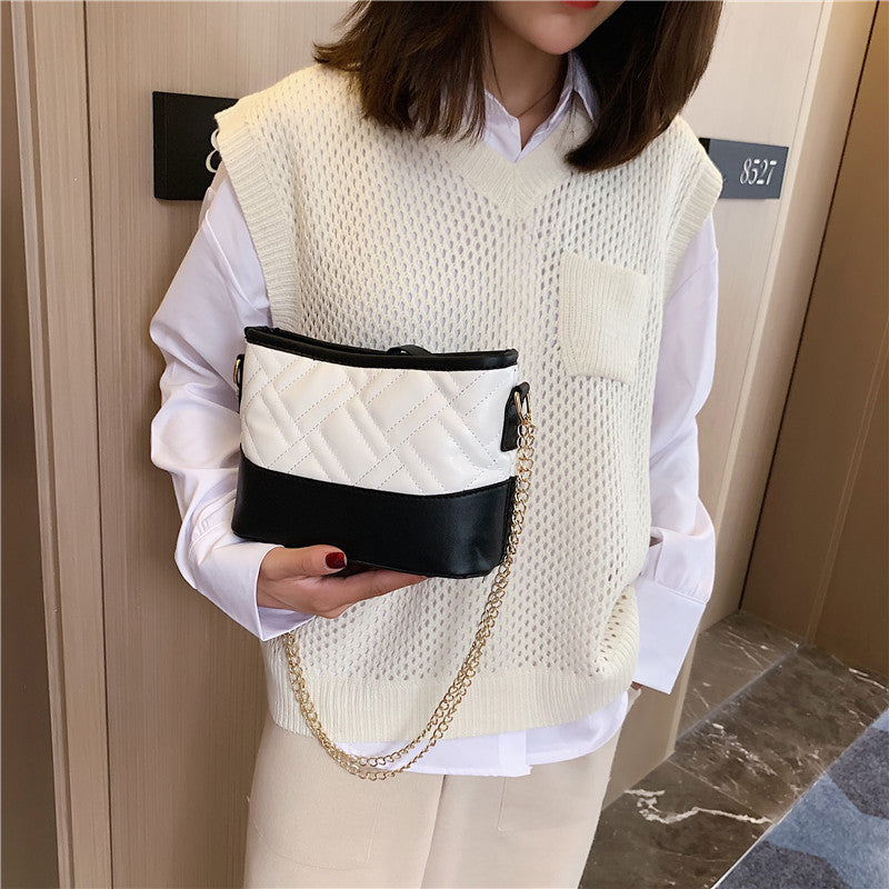 Single shoulder bag