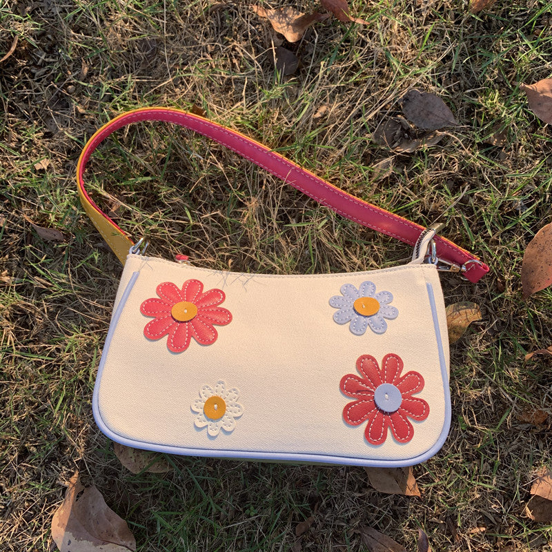 Contrasting Vintage Flower Baguette Bag Savi Underarm Bag