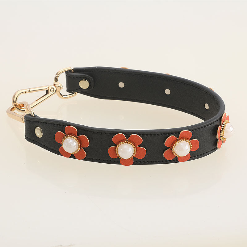 Pearl flower shoulder bag