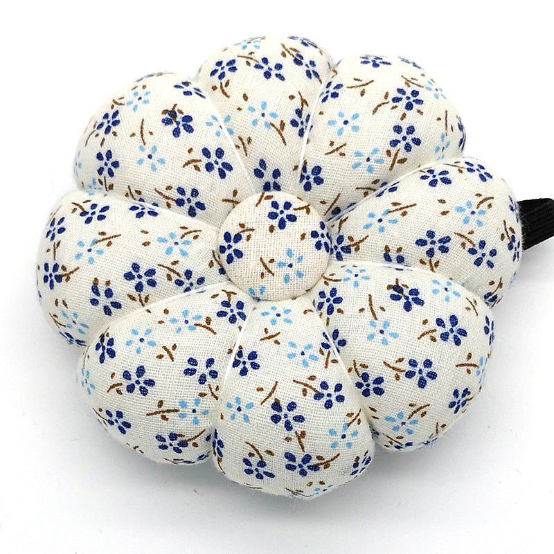 Wrist Pumpkin Pin Bag Small Flower Pin Bag