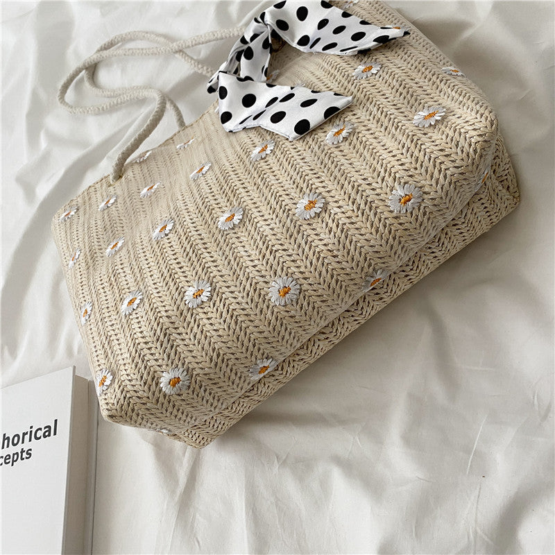 Ladies Fashion Simple Flower Woven Beach Bag