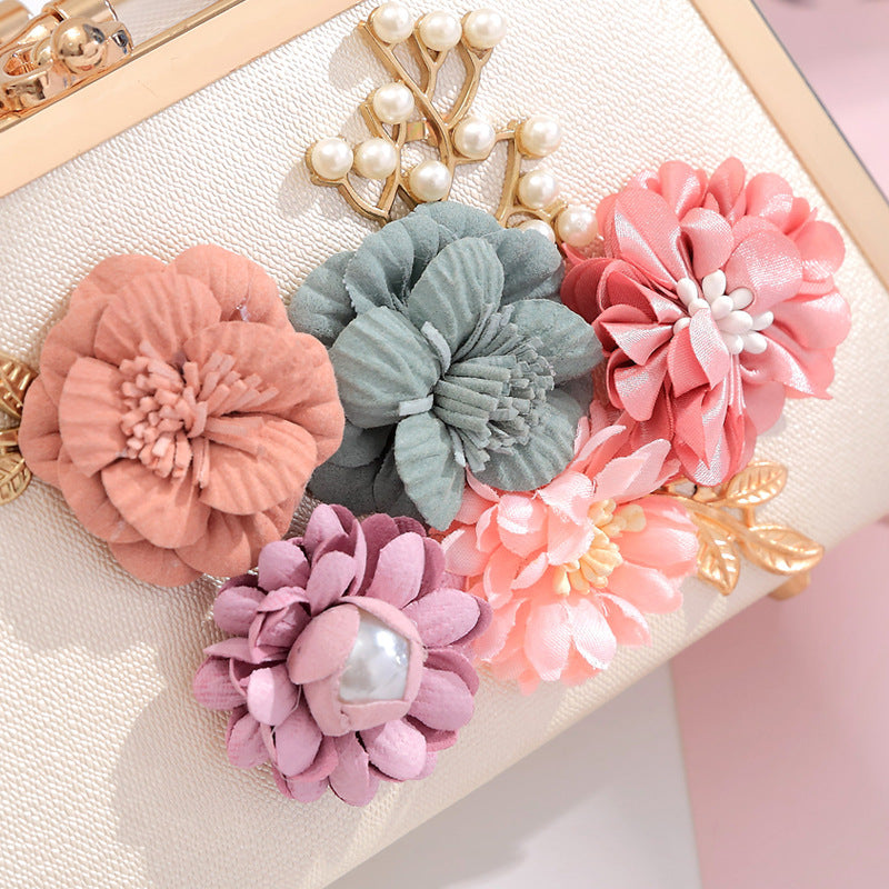 Flower chain small bag