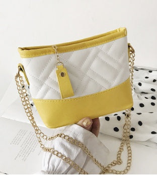 Inclined shoulder bag