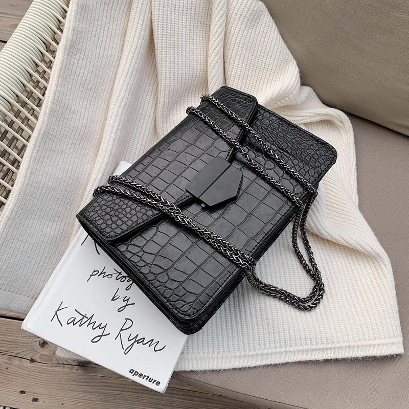 Inclined shoulder bag