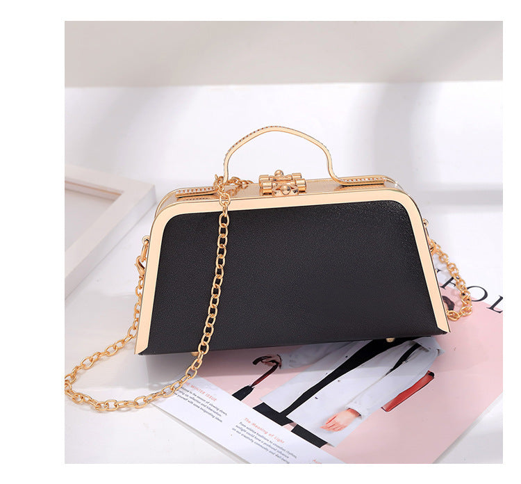 Flower chain small bag
