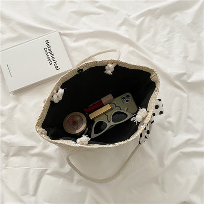Ladies Fashion Simple Flower Woven Beach Bag