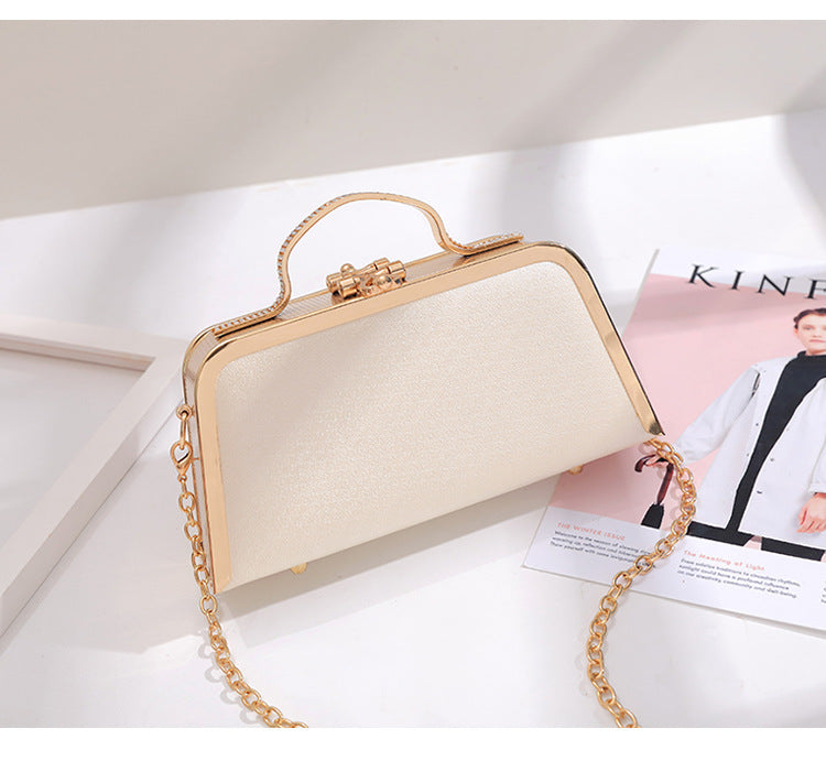 Flower chain small bag
