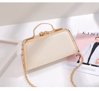 Flower chain small bag