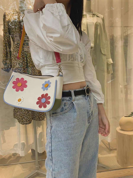 Contrasting Vintage Flower Baguette Bag Savi Underarm Bag
