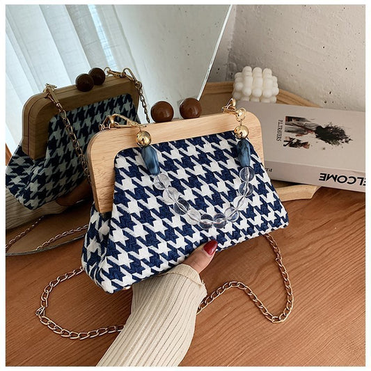 Retro Wooden Clip Beaded Portable Diagonal Bag
